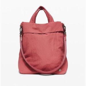 Lululemon On My Level 19L Tote Bag